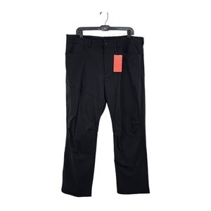 Mountain Hardwear Men's Flat Front Straight Leg Pants - 38/30